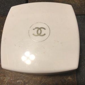 Chanel 5 after shower powder